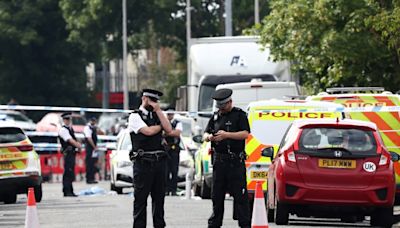 Children reported wounded in UK knife attack