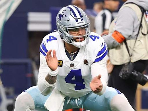 Dak Prescott Predicted to Sign $285 Million Contract Amid Cowboys Uncertainty