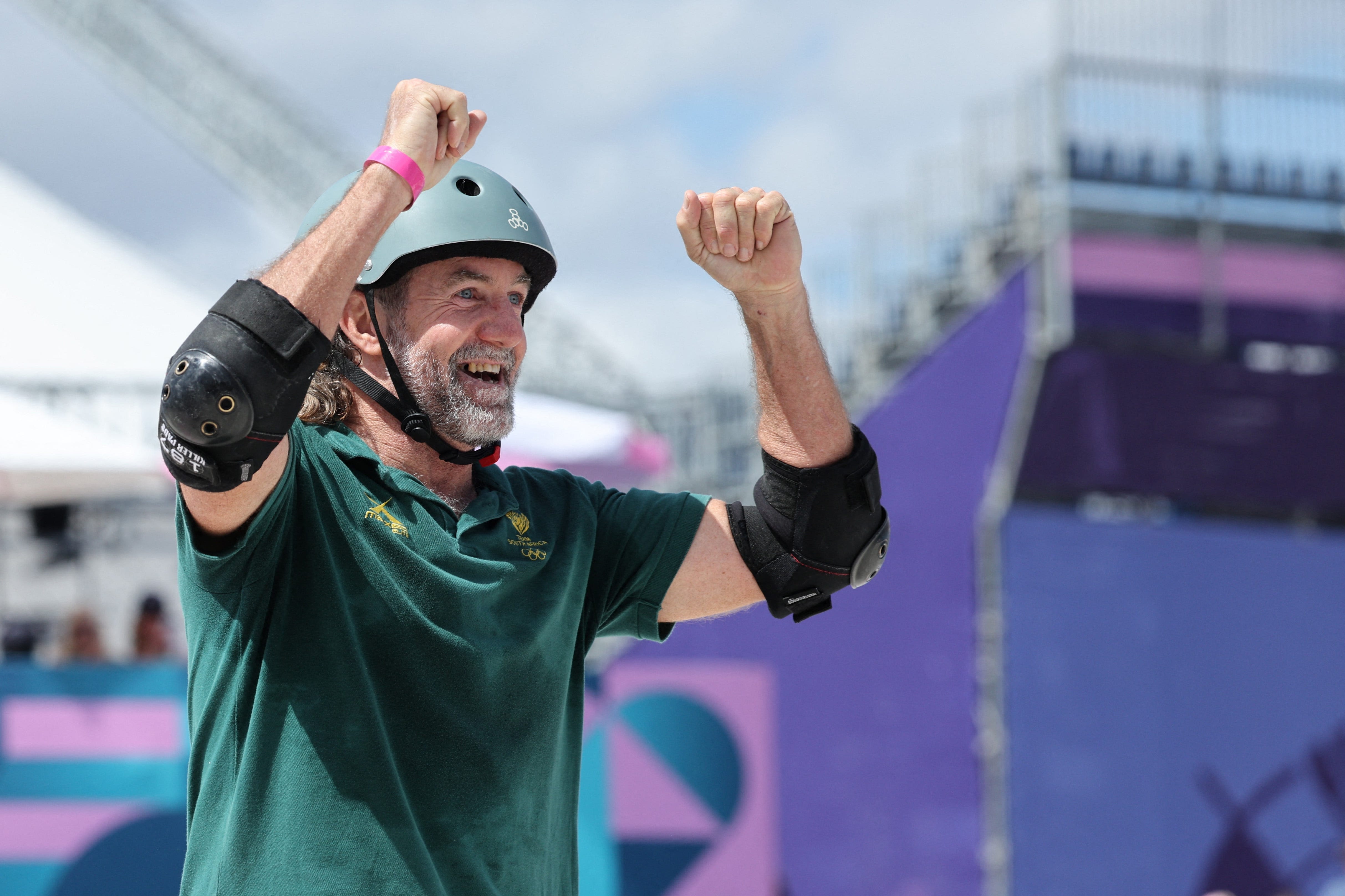 49-year-old skateboarder Dallas Oberholzer makes mom proud at Paris Olympics