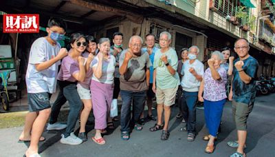 「我家壁癌處理完又冒出來，我開始覺得奇怪」新店海砂屋住戶自力救濟 一通市民專線迎來公辦都更