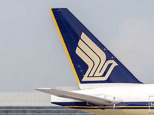 One Dead After Singapore Air Flight Hit By Severe Turbulence