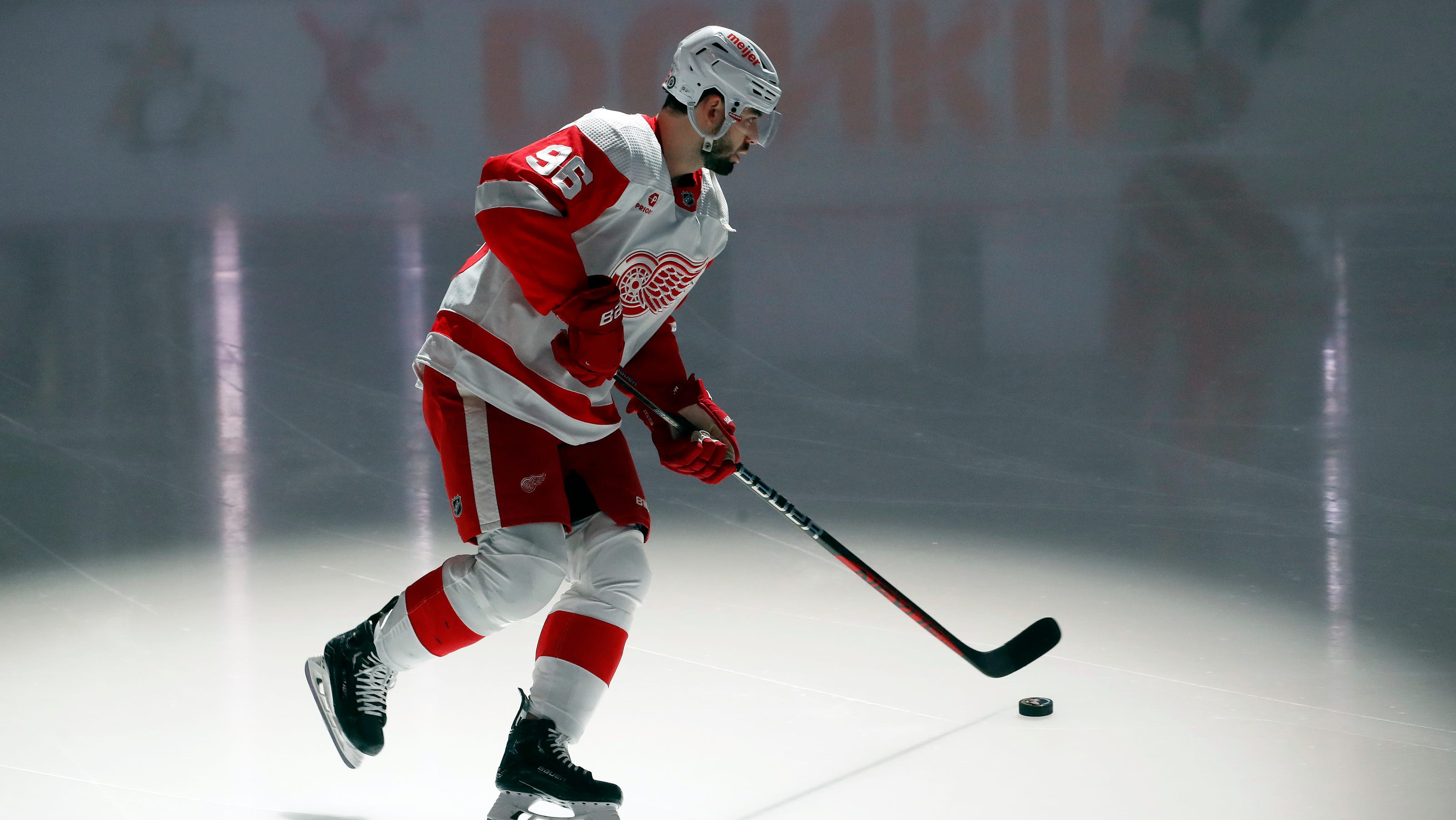 Detroit Red Wings trade D Jake Walman to San Jose to open room for prospects