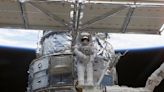 NASA should let a commercial mission save Hubble