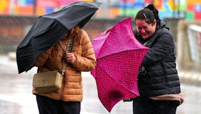 UK to bask in 23C as early as next week - after wet half-term