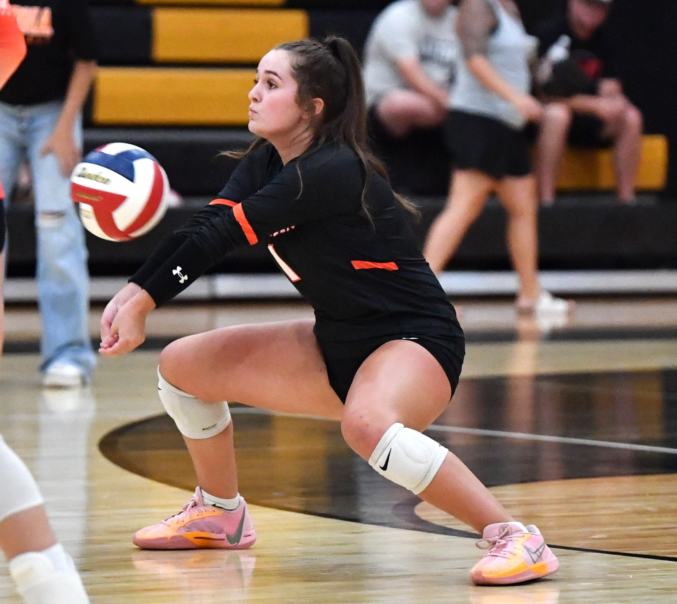 Volleyball roundup: Memorial, Legacy earn wins in first matches