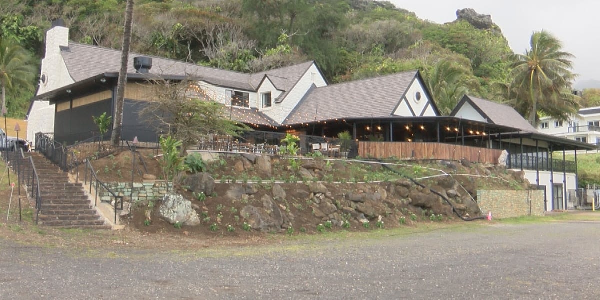 ‘Iconic’ Crouching Lion restaurant reopens in Kaaawa after being closed for nearly a decade