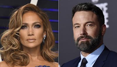 Ben Affleck still wearing wedding band after solo anniversary, J.Lo continues Hamptons vacation