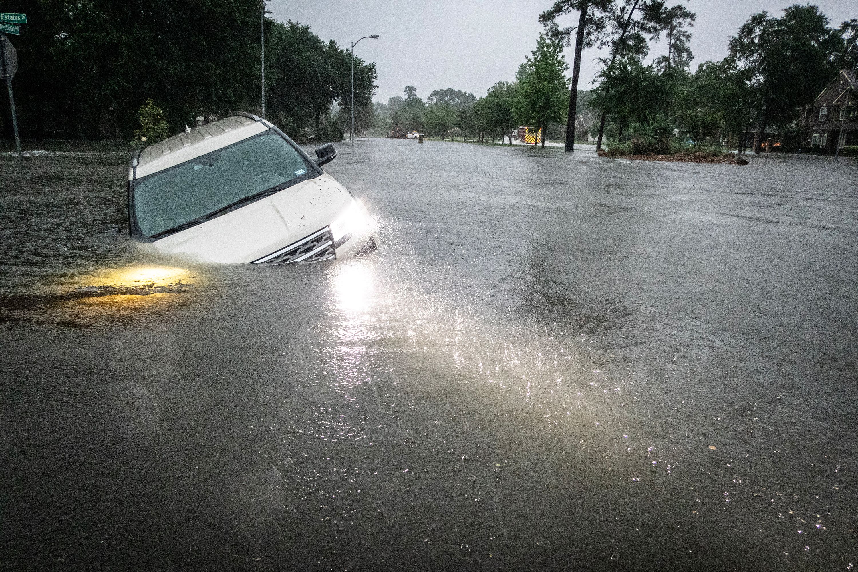 Evacuations ordered, homes damaged in Texas after storms spawn tornadoes and send rivers surging to Hurricane Harvey levels - Boston News, Weather, Sports | WHDH 7News