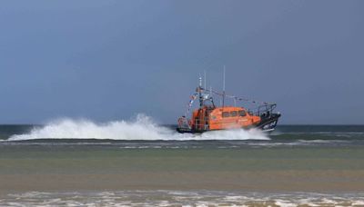 Clogherhead RNLI comes to the rescue of fisherman on stricken razor boat with failed engine