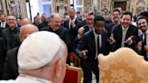 Pope Francis meets with 105 comedians, including Chris Rock, Whoopi Goldberg