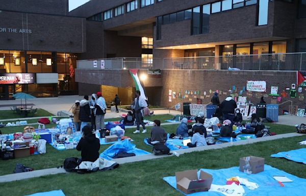 Stony Brook University protesters of Israel/Hamas war set up on campus