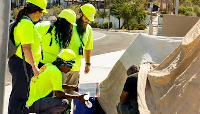 ‘That guy is not OK’: Las Vegas nonprofit helps homeless during extreme heat