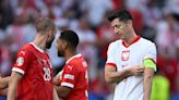 Poland missed moment with late Lewandowski introduction, says coach