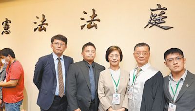 嗆大法官「民進黨1號東廠」 藍委開轟賴皇登基：直接頒聖旨吧！