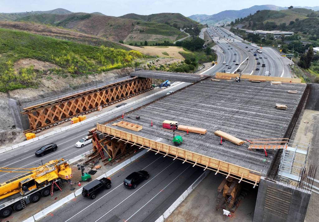 101 Freeway southbound will be closed late tonight through early Wednesday