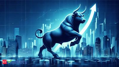 IT stocks lead D-Street charge as rate cut speculation mounts - The Economic Times