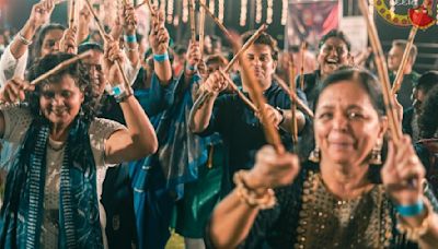 Mumbaikars Embrace Navratri 2024: Dance To Garba Beats As Festivities Kick Off Across City