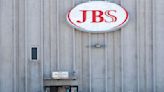 Fitch reafirma rating da JBS em 'BBB-', com perspectiva estável Por Estadão Conteúdo