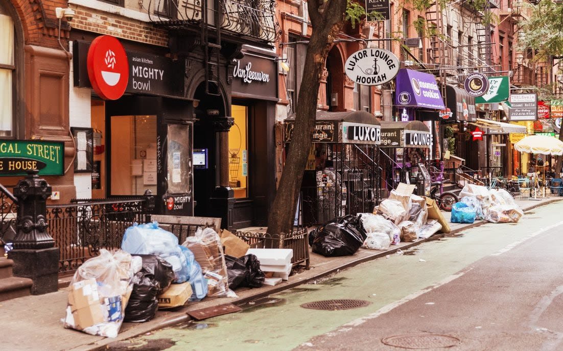 New York hails ‘trash revolution’ – wheelie bins