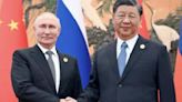 Mientras avanza sobre Ucrania, Putin aterrizó en China para afianzar su relación con Xi Jinping