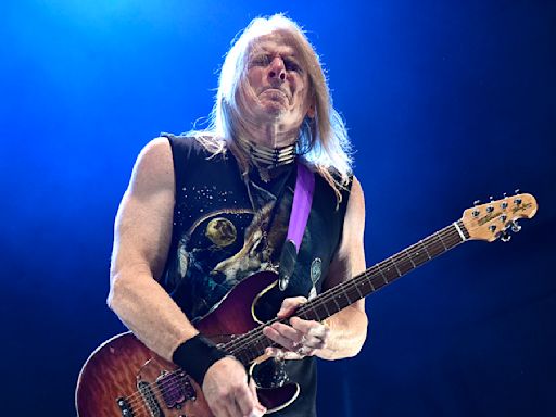 Steve Morse on the key traits that give tube amps the edge over their digital counterparts