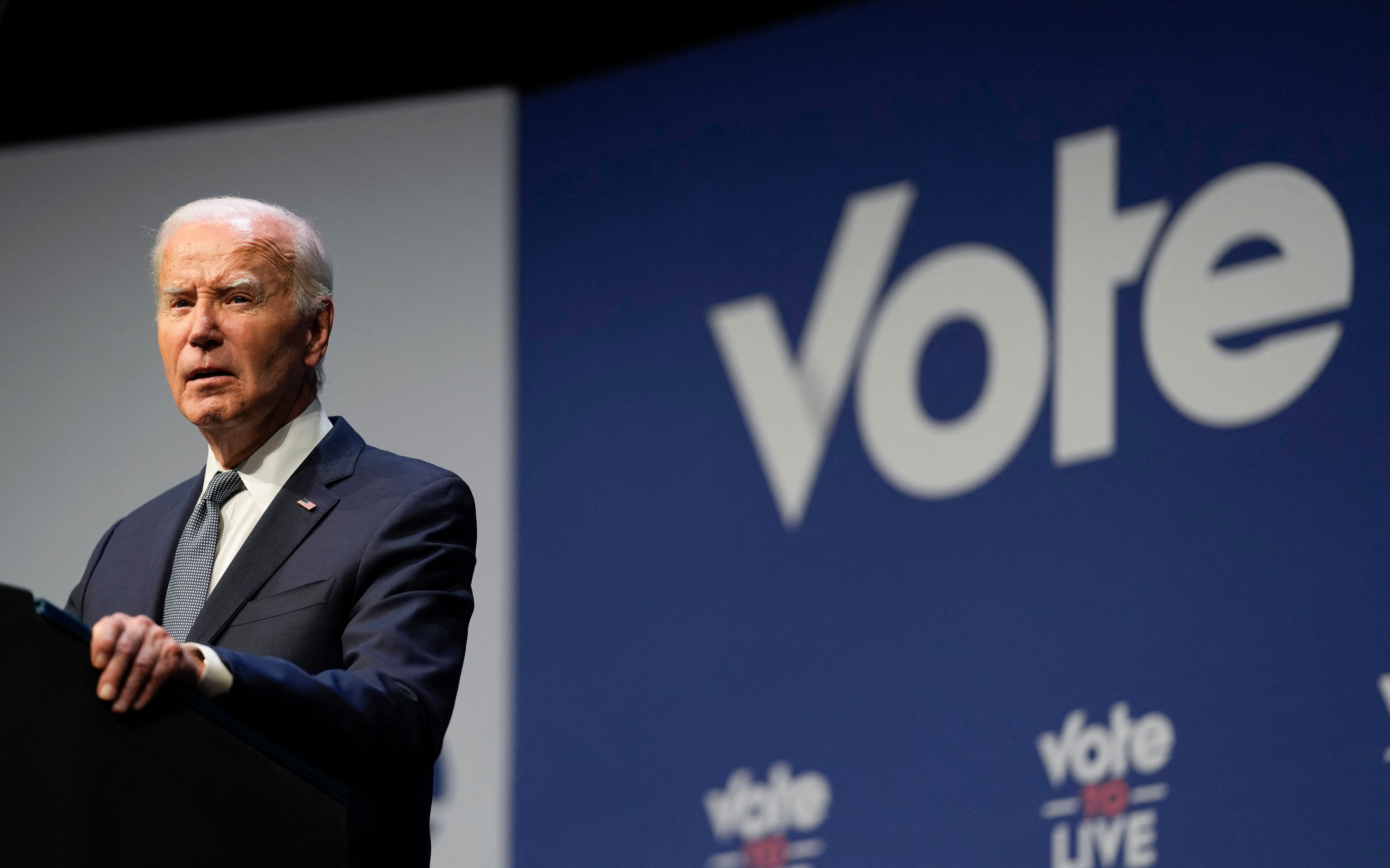 Democrats worry Arizona may ‘slip away’ from an embattled Joe Biden