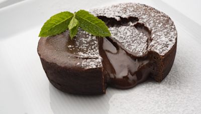 Coulant de chocolate casero en 6 minutos, el postre de Arguiñano que puede elaborar cualquiera