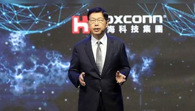 Foxconn Chairman Young Liu to visit India this year - CNBC TV18