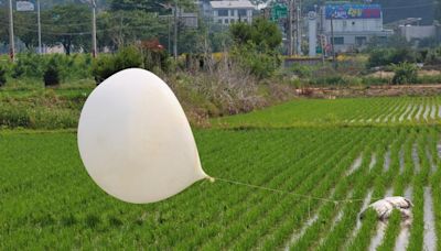 Kim Jong-un sends rubbish tied to balloons into South Korea