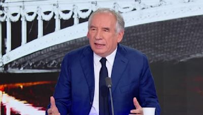 François Bayrou estime qu'un gouvernement majoritairement LR "ne pourrait pas marcher"