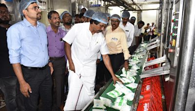 Amul is no threat to Aavin, says T.N. Dairy Minister Mano Thangaraj