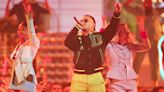 Ozuna inaugura los Premios Billboard 2022 con eléctrica interpretación de ‘La Copa’