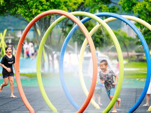 揭開夏天的序幕 大佳河濱兒童戲水區開FUN！ | 蕃新聞