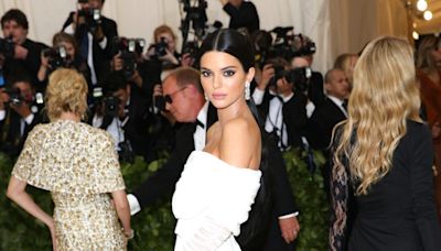 ¿Y Bad Bunny? Kendall Jenner es vista cerca de su ex Devin Booker en los JO - El Diario NY