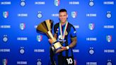 Lautaro Martínez recibe el premio a MVP de la Serie A