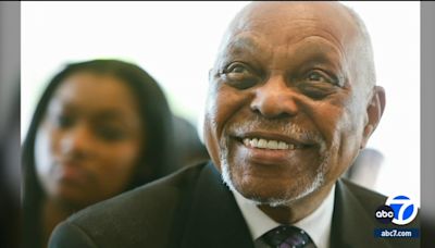 Cecil Murray honored at First AME Church with 'Homegoing Celebration'