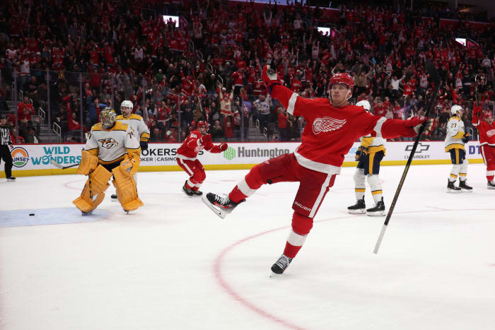 Red Wings sign star winger Lucas Raymond to 8-year extension