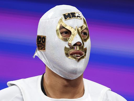 El mexicano Carlos Sansores no clasificó a la final, pero se llevó las ovaciones y los reflectores cuando salió a competir con una auténtica máscara de luchador