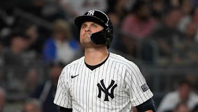 J.D. Davis released by the Yankees after hitting .105 in 7 games