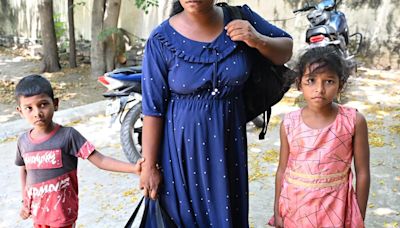 Three, including two children, from Sri Lanka reach Dhanushkodi; sent to Mandapam Rehabilitation Centre