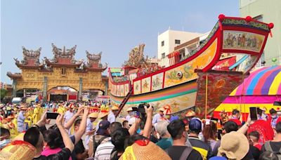 東港王船文化館年底啟用 「典藏王船」今安龍目 - 寶島