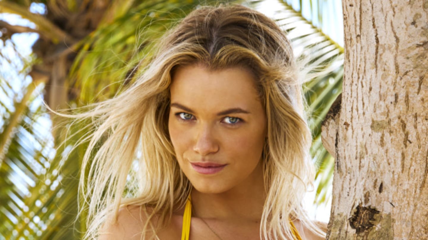 5 Spectacular SI Swimsuit Photos of Hailey Clauson in Barbados