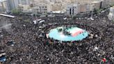 Una multitud en Teherán despidió al presidente Ebrahim Raisi, con Hamas, Hezbollah y los talibanes presentes