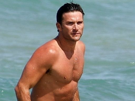 Scott Eastwood Goes Shirtless for Day at the Beach in Italy
