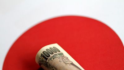 Yen strength short-lived amid suspected intervention, USDJPY back above 156 By Investing.com
