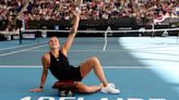 Lucky loser Amanda Anisimova wins 1st round in Adelaide