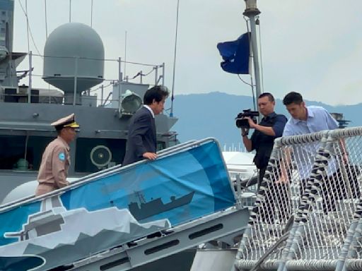 上任後首登艦視導海軍131艦隊 賴清德勉海軍捍海疆