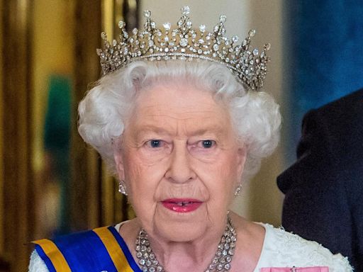 Queen Elizabeth II's Bone Cancer Diagnosis Confirmed by Former U.K. Prime Minister Boris Johnson