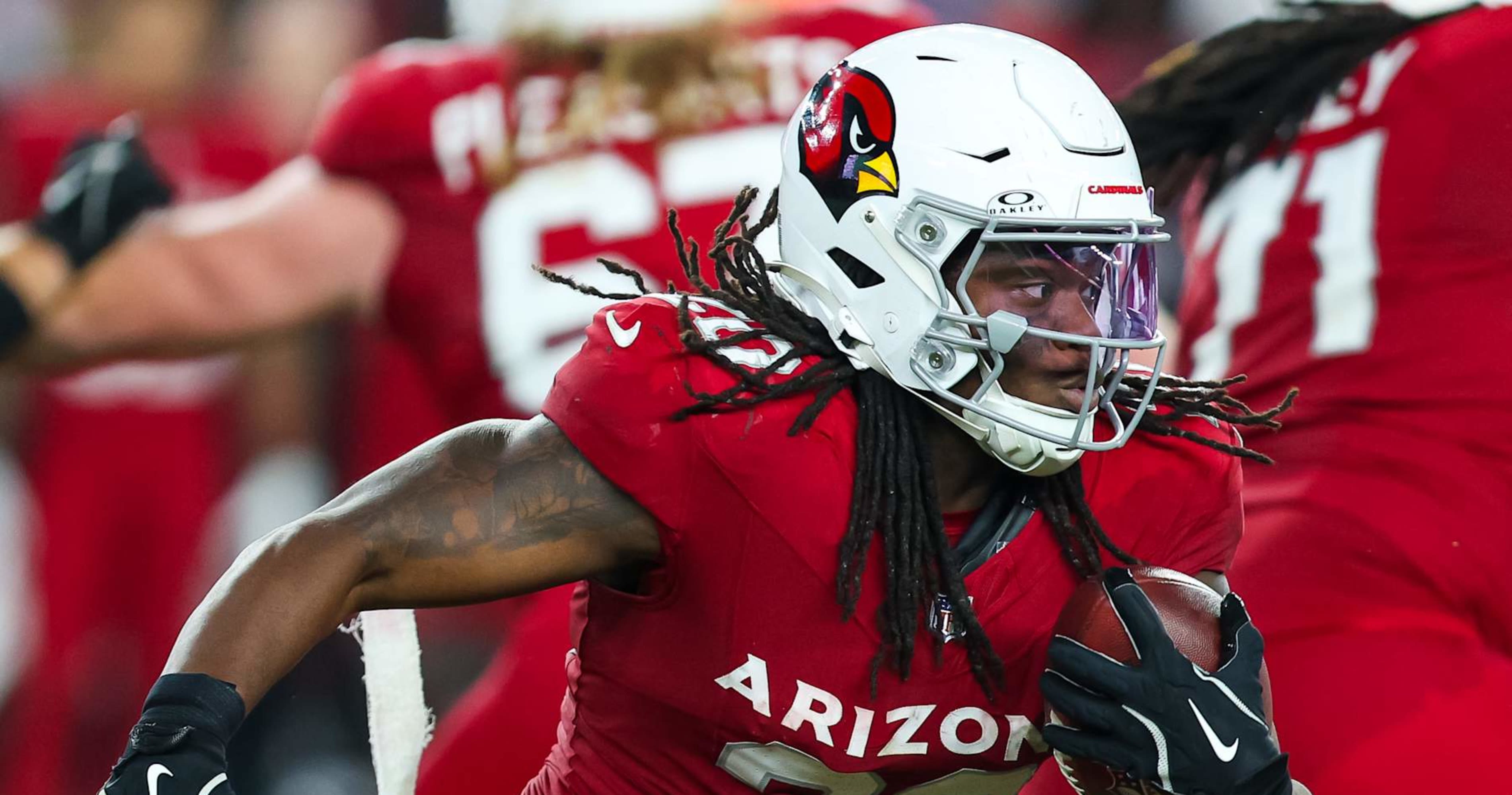 Video: Cardinals' DeeJay Dallas Scores 1st Kickoff Return TD Since NFL Rule Change