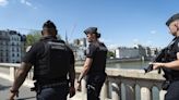 Auto fährt Menschen auf Restaurantterrasse in Paris um: Ein Toter und Verletzte